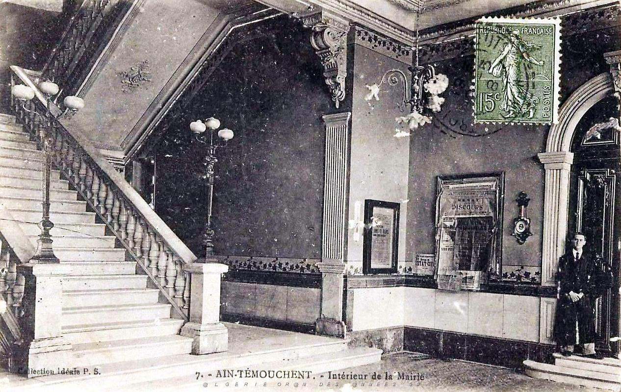 534- Ain-Temouchent - Interieur de la Mairie.jpg